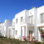 Ξενοδοχείο με διαμερίσματα Mer-can Story 4*