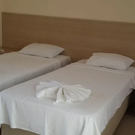 梅尔肯斯托里公寓酒店 4*