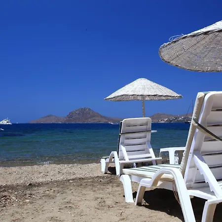 梅尔肯斯托里公寓酒店 4*