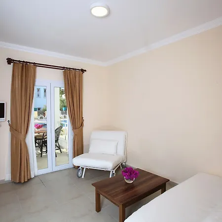 Mer-can Story Aparthotel 3*